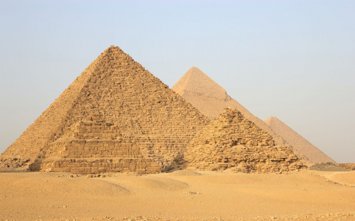 Ayakta Kalan Son Harika : Mısır Piramitleri